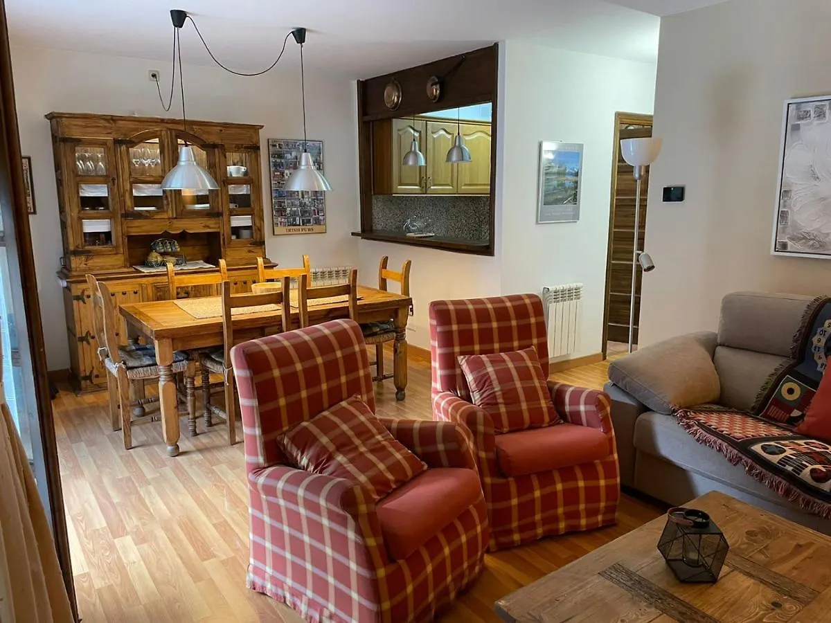 Apartamento Precioso y acogedor cerca de pistas by Renttarter Incles
